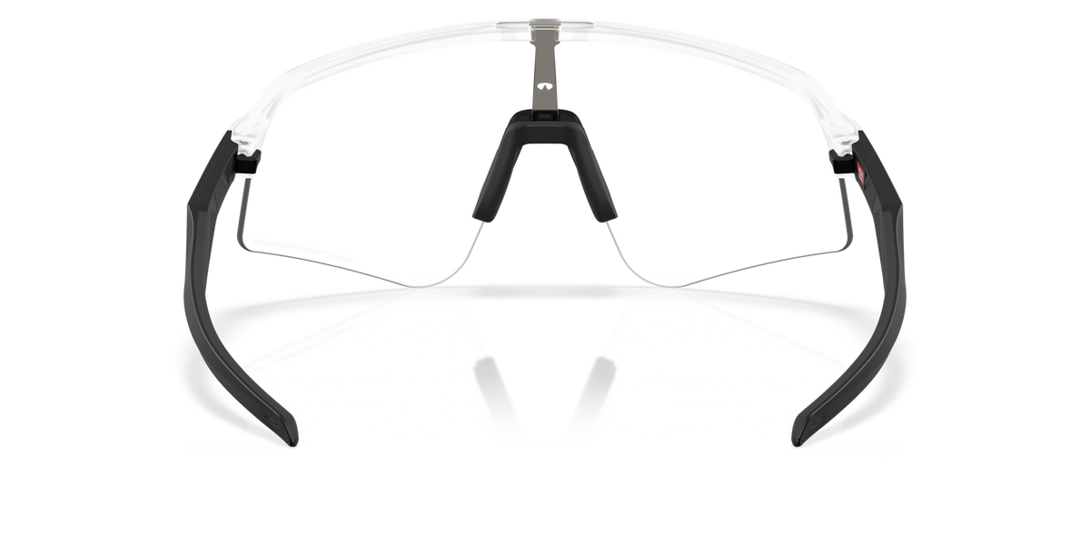 Lunettes Sutro Lite Sweep Oakley - Transparent mat / Photochromique