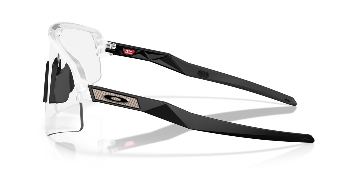 Lunettes Sutro Lite Sweep Oakley - Transparent mat / Photochromique
