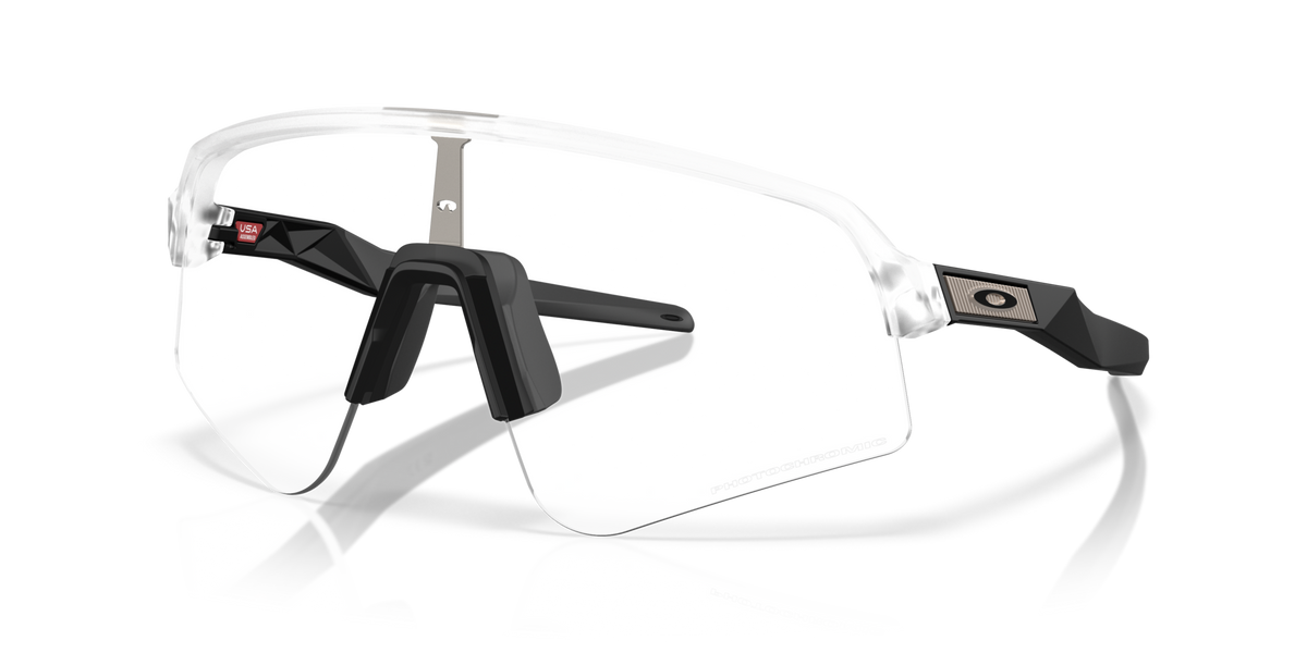 Lunettes Sutro Lite Sweep Oakley - Transparent mat / Photochromique