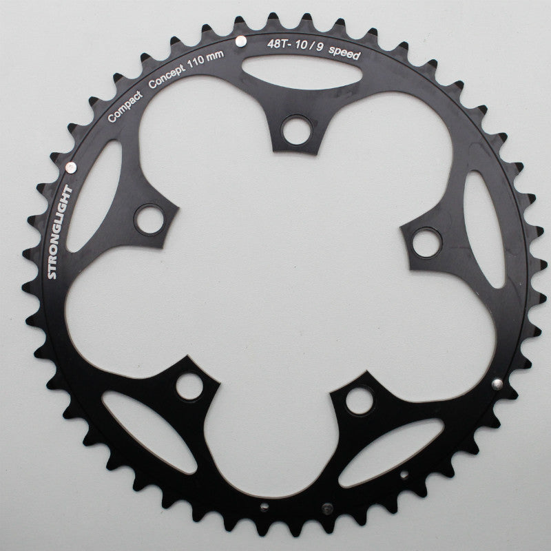 Plateau route Stronglight 5 branches 110 mm type Shimano extérieur noir Dural 10-9 v – 48 dents