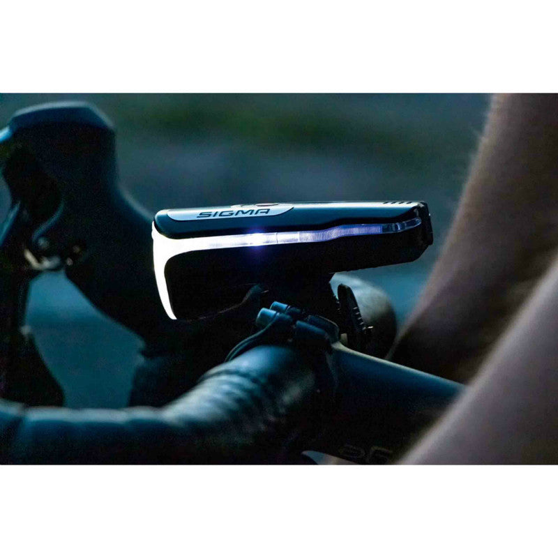 Éclairage avant USB Sigma Aura 80 lux – vue 2