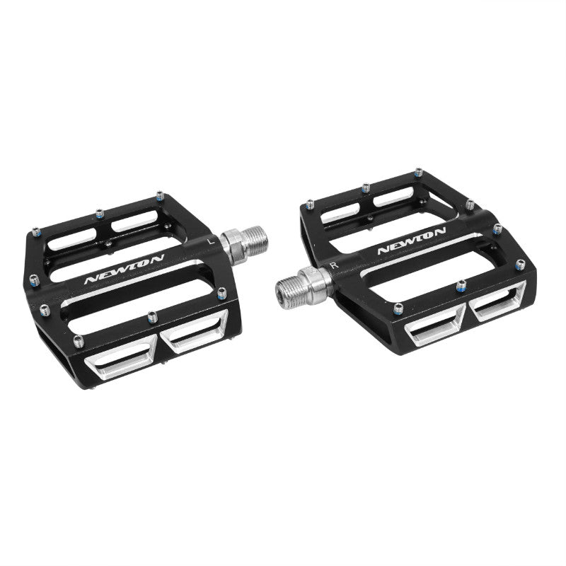 Pédales plateforme Newton alu CNC noir à picots 108 x 98 mm (paire)