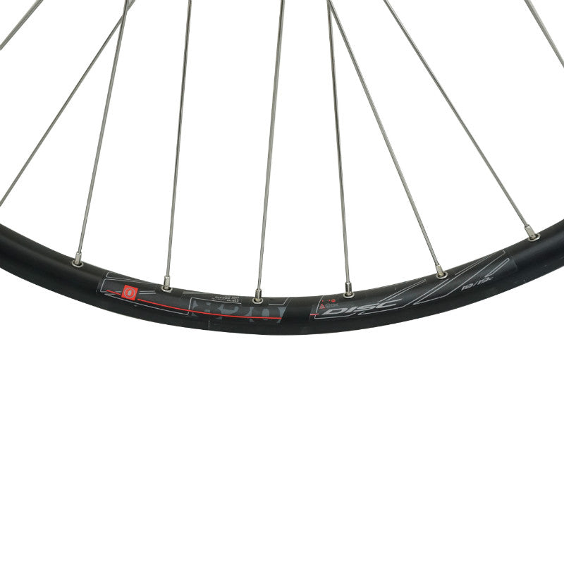 Roue avant VTC 700 ER20 disque Shimano Acera Centerlock – vue 2