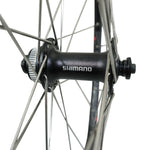 Roue avant VTC 700 ER20 disque Shimano Acera Centerlock