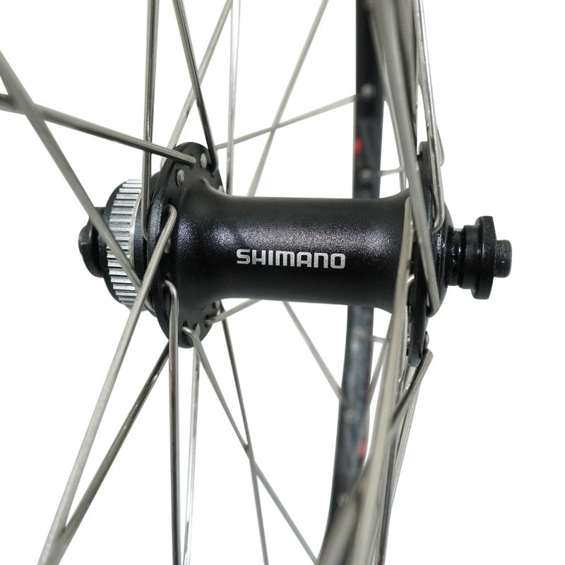 Roue avant VTC 700 ER20 disque Shimano Acera Centerlock