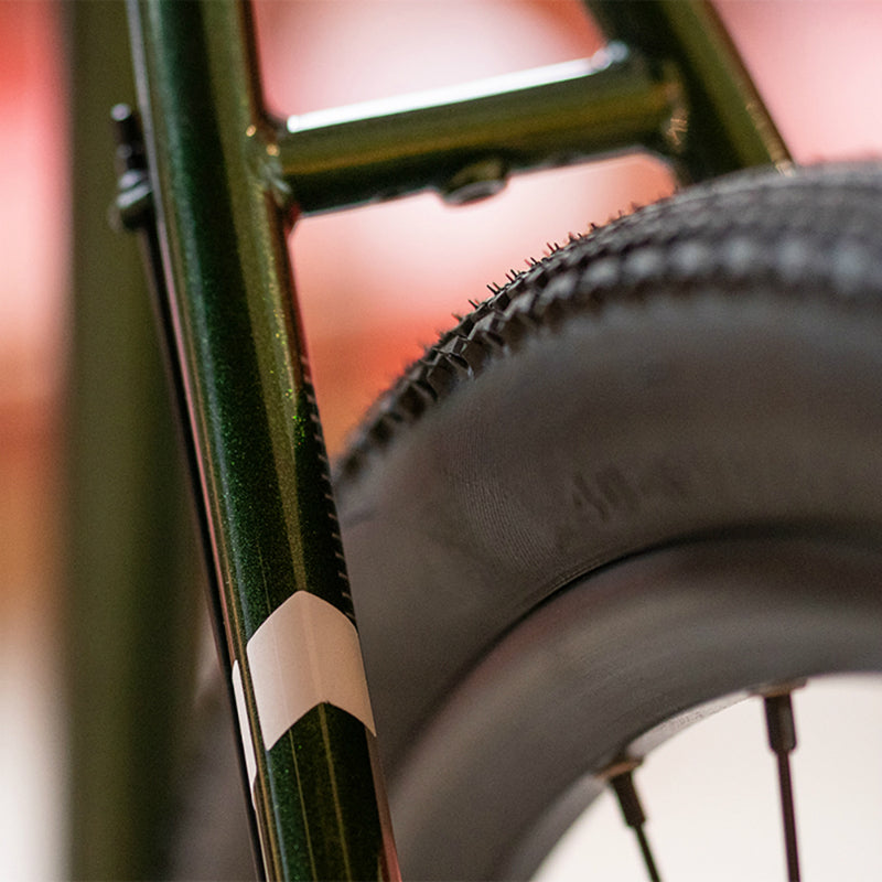 Planche de stickers réfléchissants Reflective Berlin pour vélo et casque – Chevron blanc