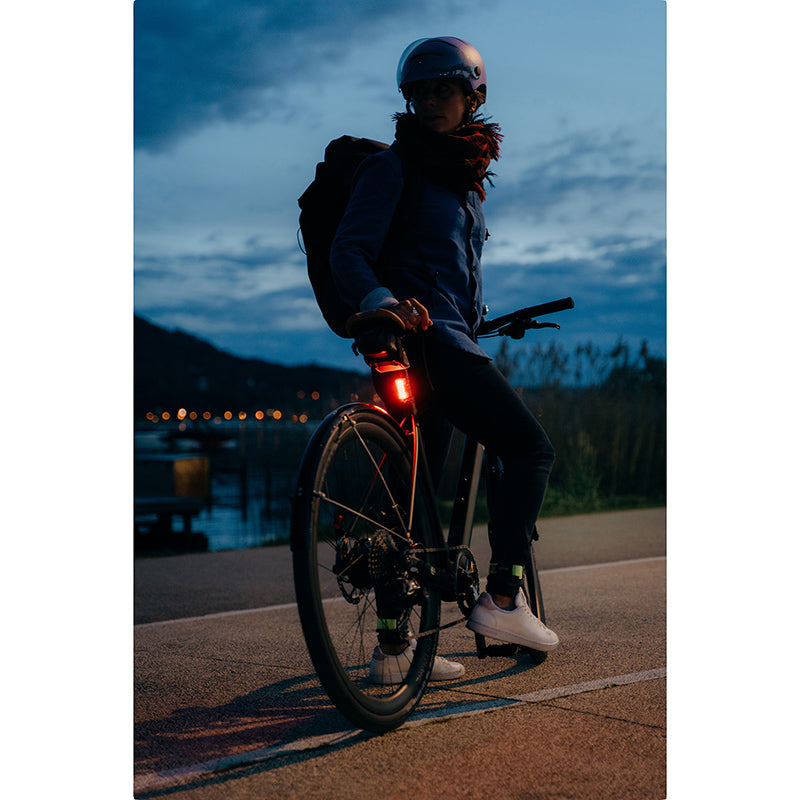 Éclairage arrière USB Zefal Vision R20 pour tige de selle – vue 3