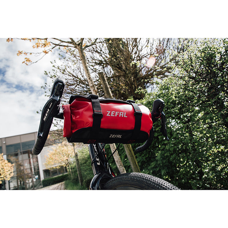 Sacoche de cintre Zefal Z Adventure F5 rouge étanche – vue 5