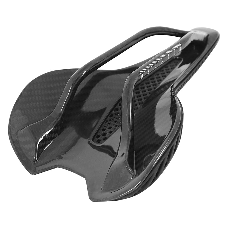 Selle 3D carbone Newton rails carbone – T802 245 x 155 – 236 g