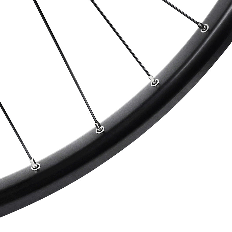 Roue avant VTC-VAE 700 disque Shimano TC500 axe 15 x 100 – vue 4