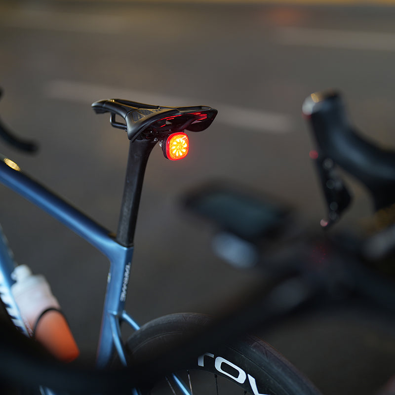 Éclairage arrière USB iGPSport TL50 connecté – vue 4