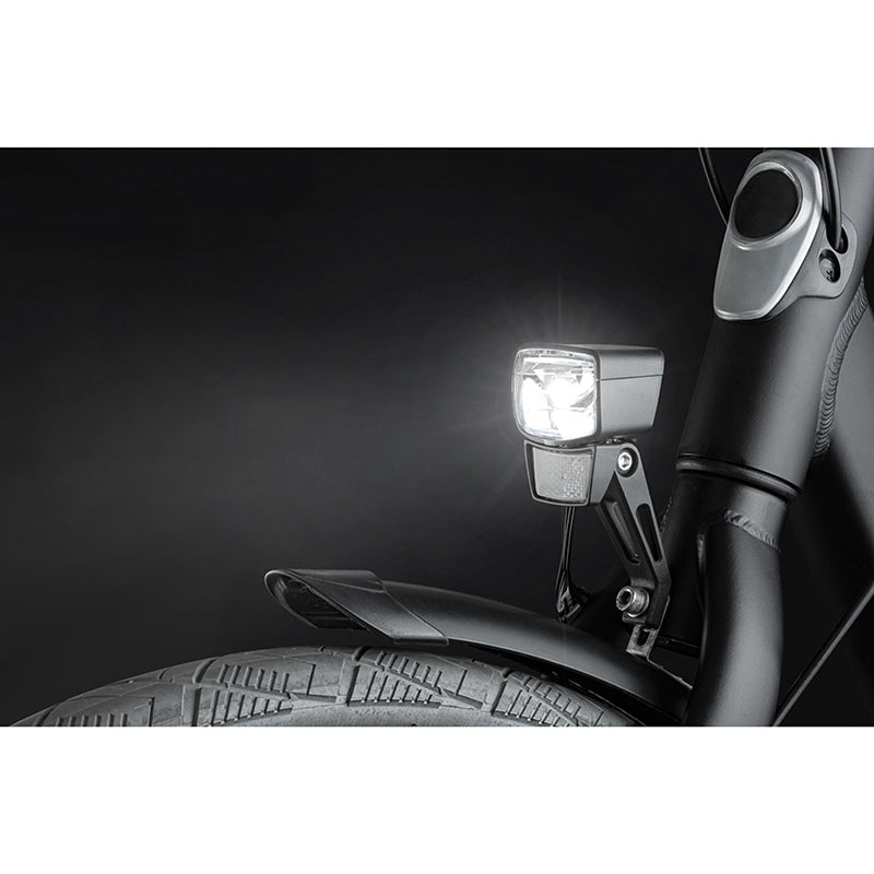 Éclairage avant dynamo AXA NXT 60 lux noir sur fourche – vue 7
