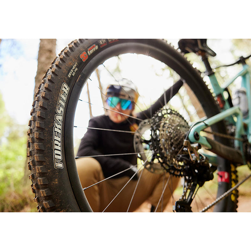 Pneu VTT 29 x 2.40 Maxxis Forekaster EXO tubeless ready – vue 3