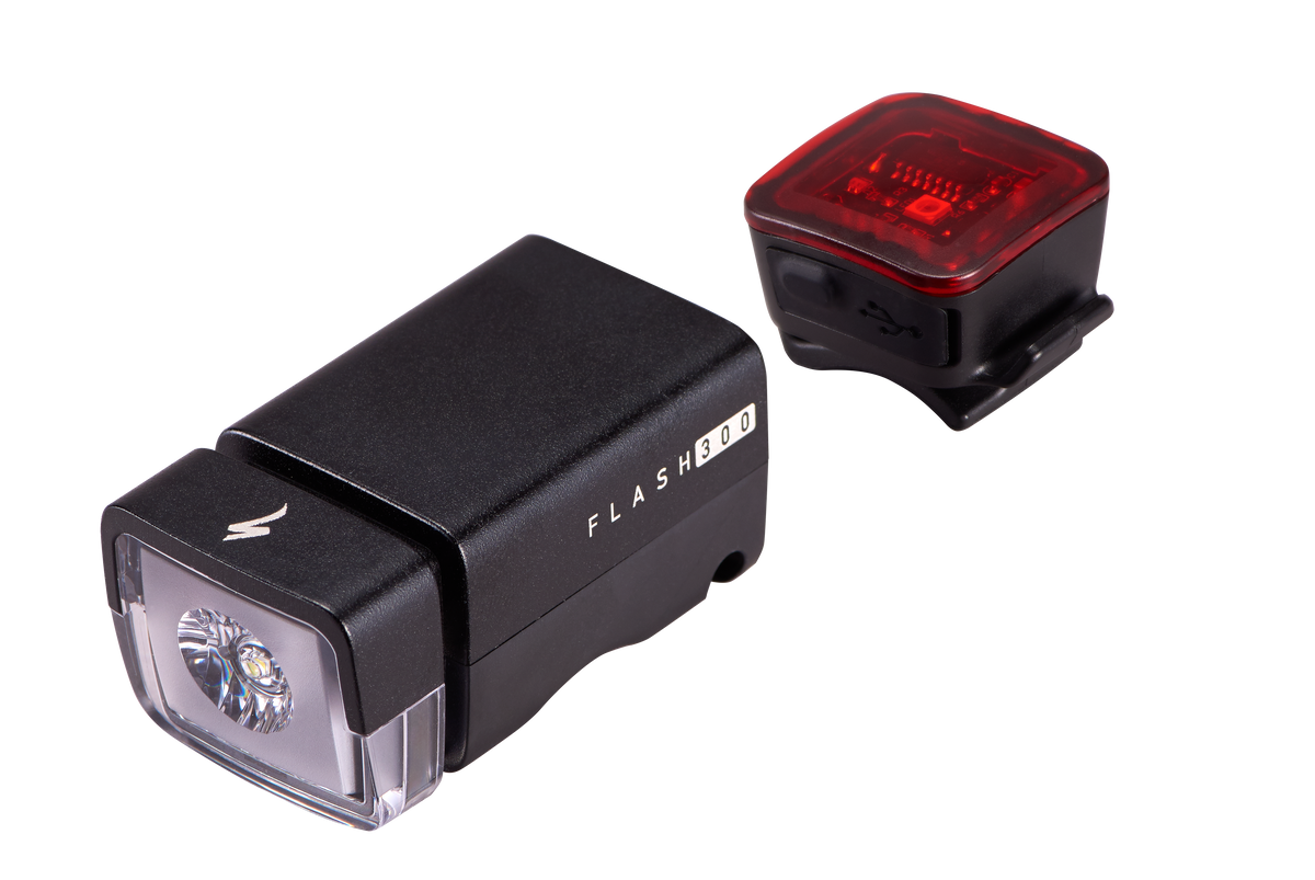 Éclairages Avant et Arrière Flash Pack Combo