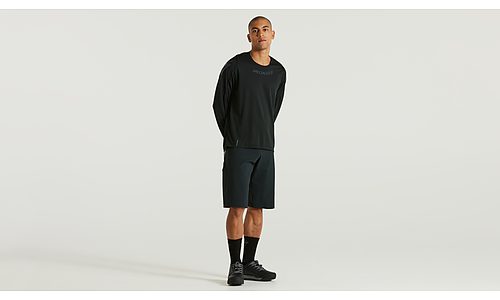 Short SPECIALIZED Gravity BLK