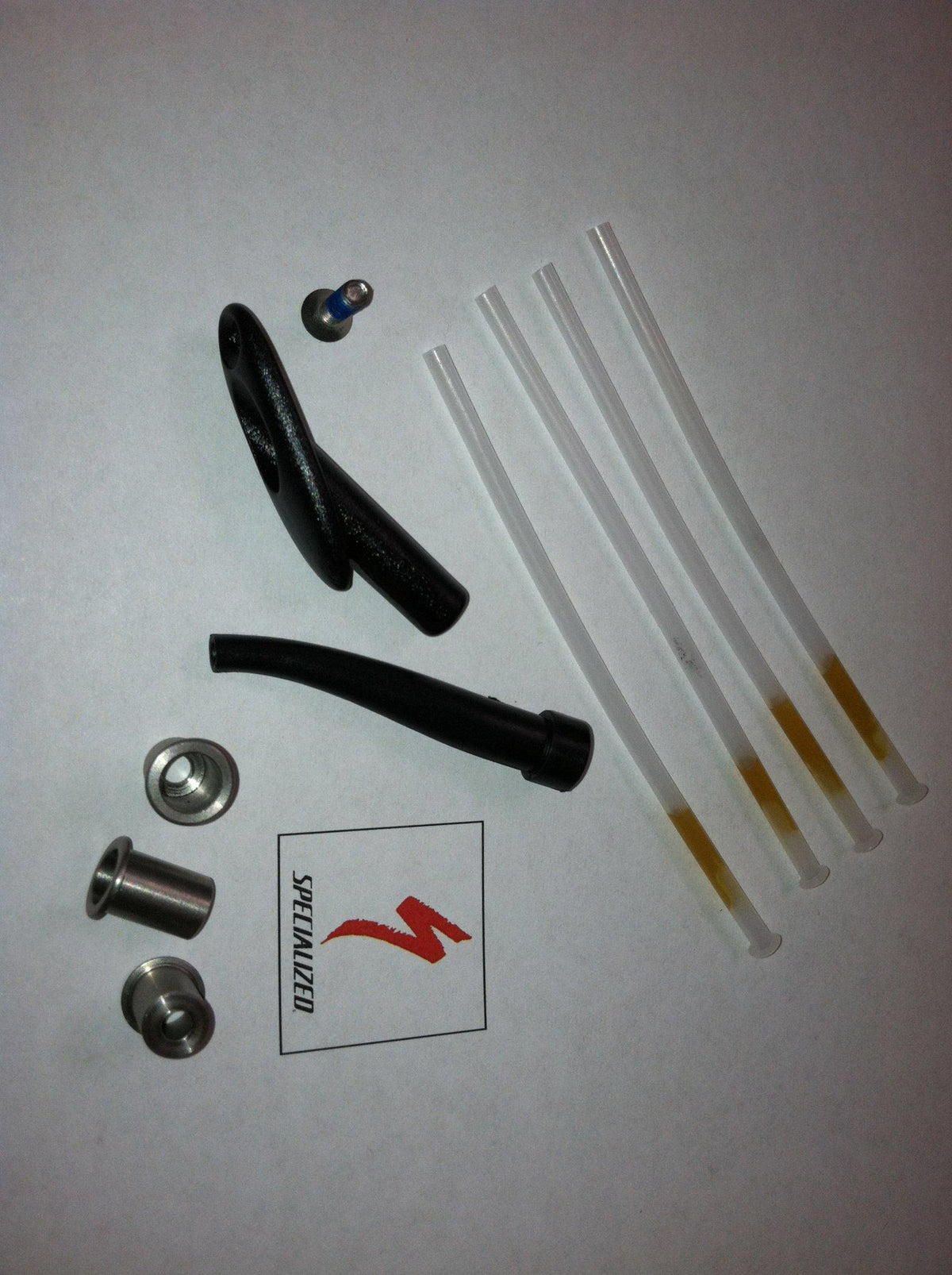 Arrêt de gaine SPECIALIZED STOP KIT, SL4 ROAD BIKES, INCLUDES: TOP HATS, CABLE SHEATHS, CHS EXIT FUNNEL, AND EXTERNAL BOLT-ON STOP