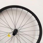 Roue SPECIALIZED MY15 TRAVERSE SL, 29, REAR, CARBON, TA, 12X142+, DISC, 6-BOLT, 28H, SHIMANO 10-SPD FHB (LFM02R) - SATIN CARBON W/BLACK DCL