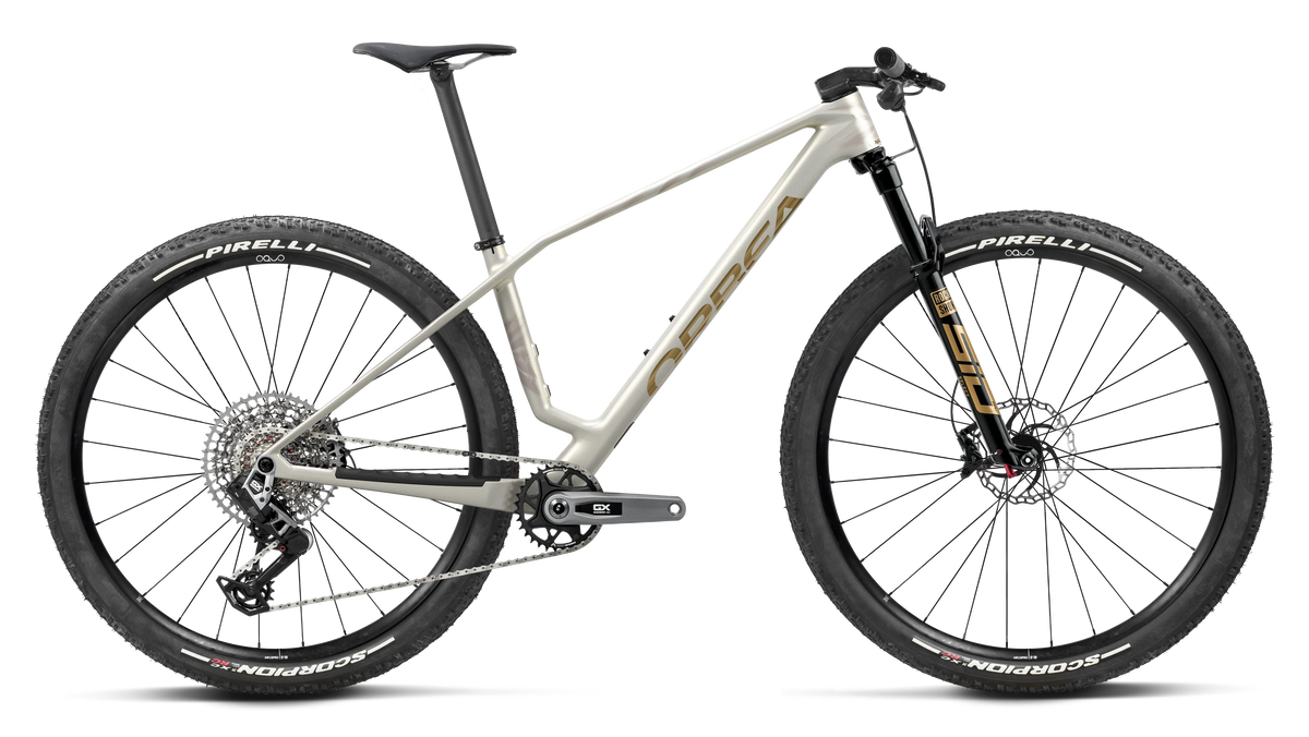 Orbea Alma M-PRO 2027 - White - Gold