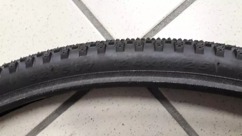 Pneu Kenda 24' Cyclocross taille etrto 32-507