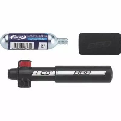 BBB Combinaison d\'un gonfleur Co2 et d\'une minipompe de 135mm